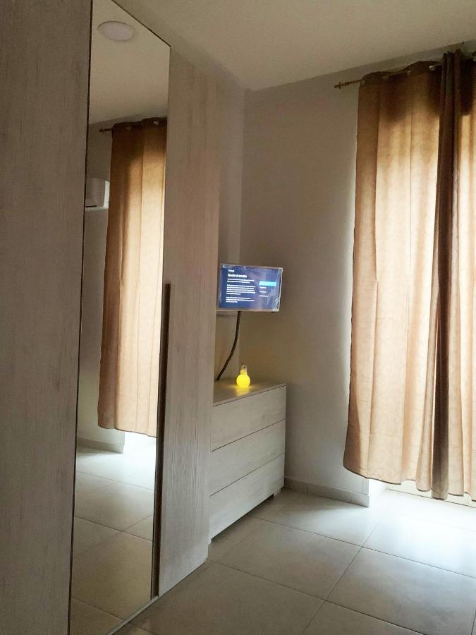 Home Regina Giovanna Napoli Eksteriør bilde